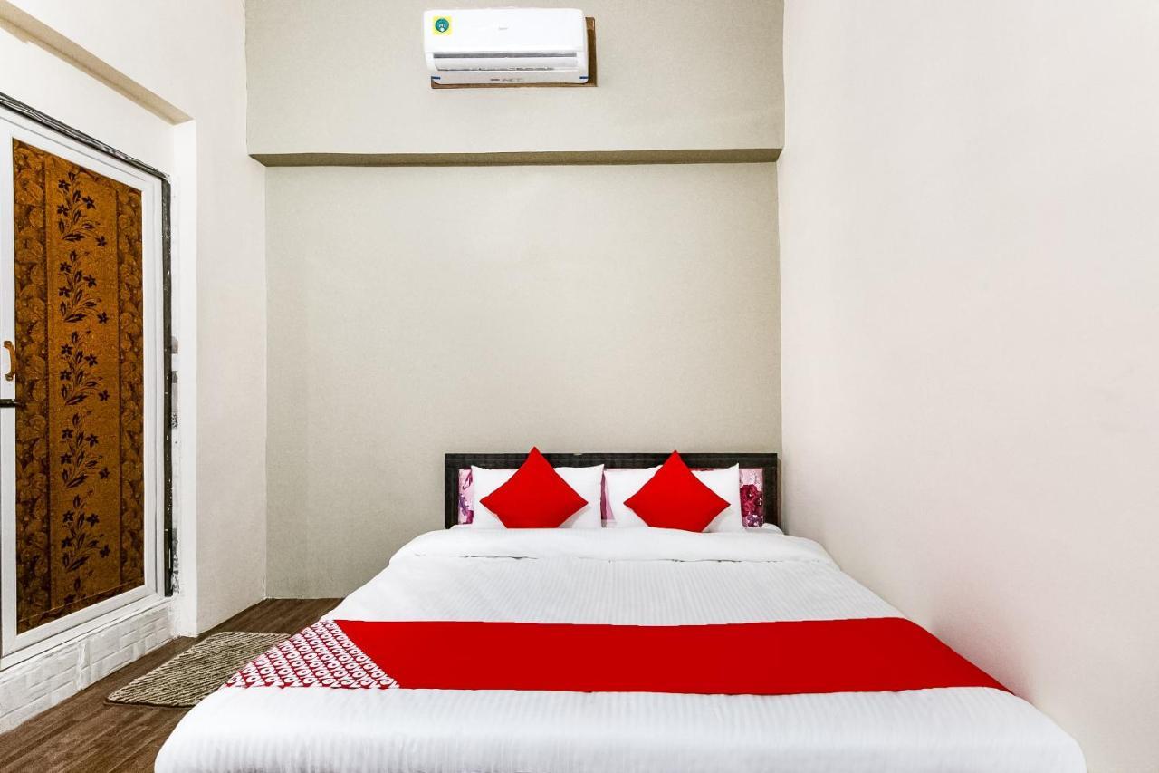 Oyo 69647 Yash Lodge Jabalpur Luaran gambar