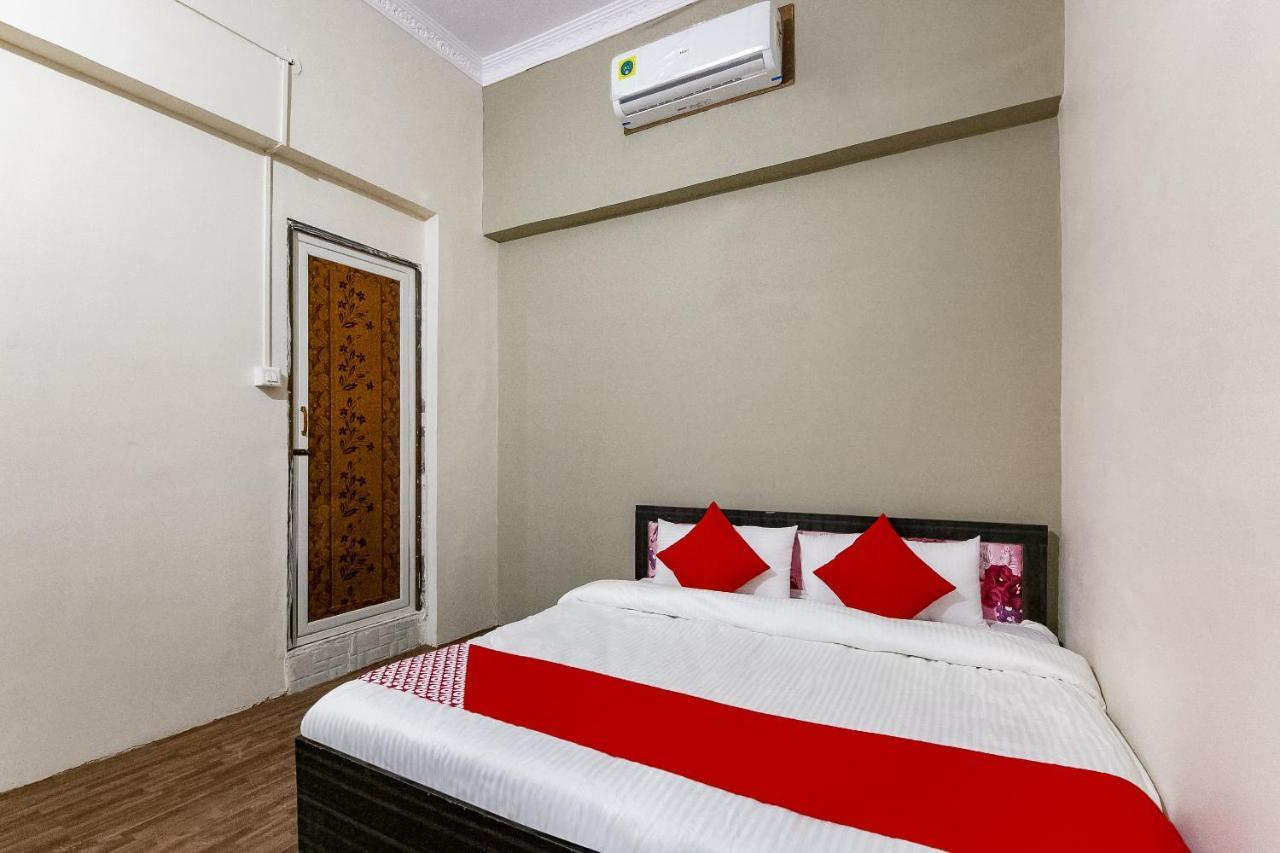 Oyo 69647 Yash Lodge Jabalpur Luaran gambar